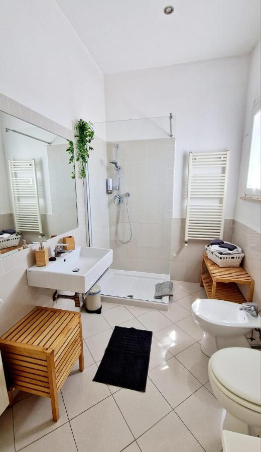 Apartmán Almare - Sea Front Livorno Exteriér fotografie
